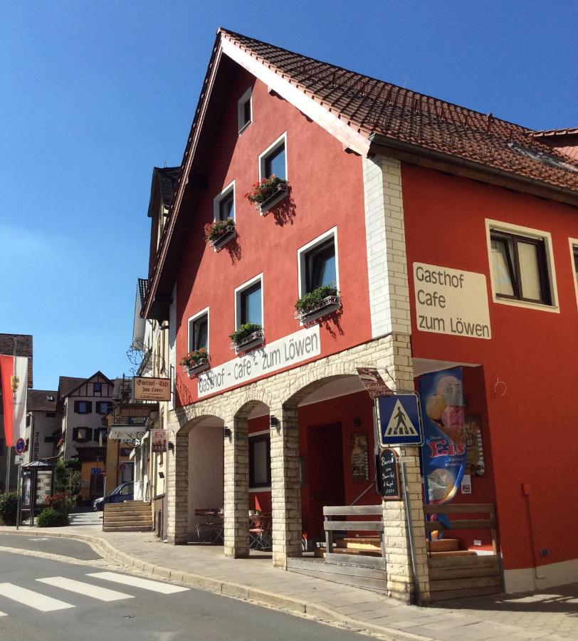 Gasthof Zum Loewen Goessweinstein Exteriér fotografie